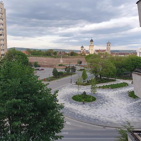 Apartament Carolina Parc Gyulafehérvár Kültér fotó