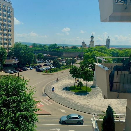 Apartament Carolina Parc Gyulafehérvár Kültér fotó