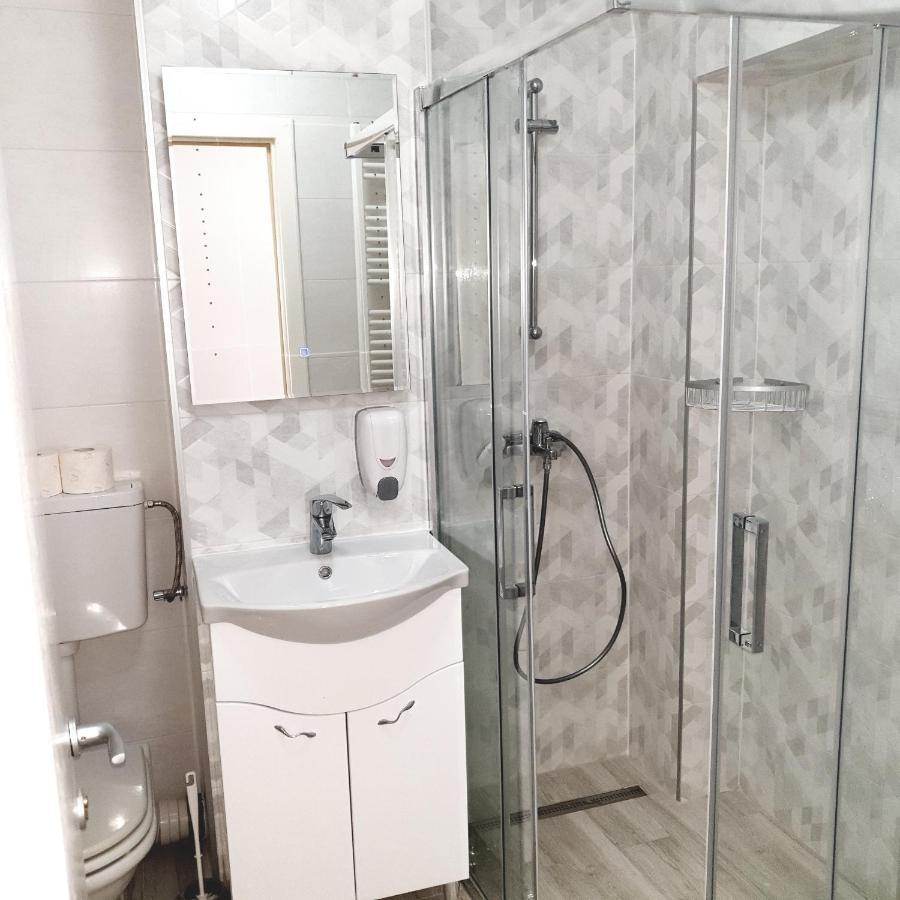 Apartament Carolina Parc Gyulafehérvár Kültér fotó