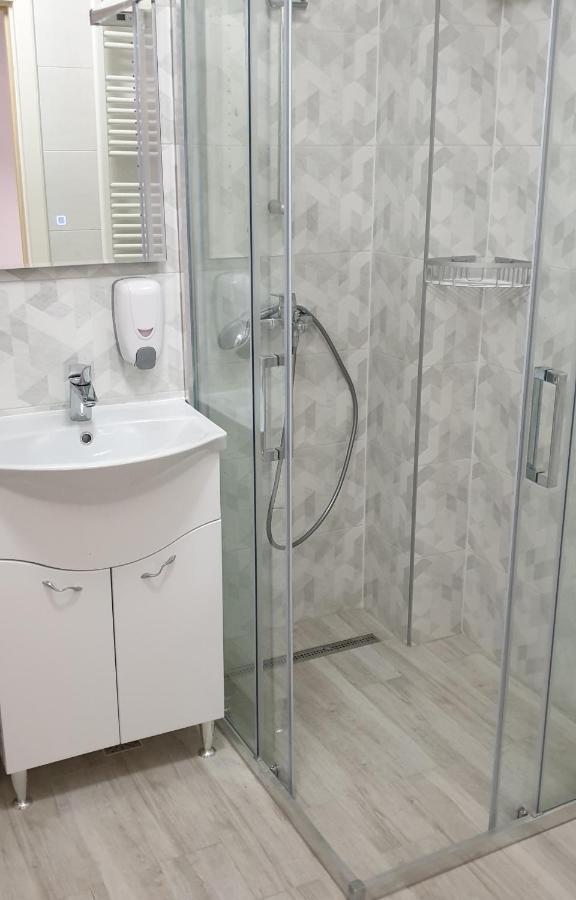 Apartament Carolina Parc Gyulafehérvár Kültér fotó