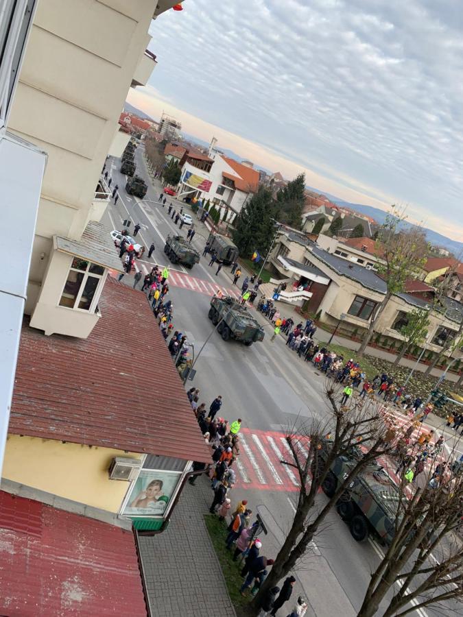 Apartament Carolina Parc Gyulafehérvár Kültér fotó