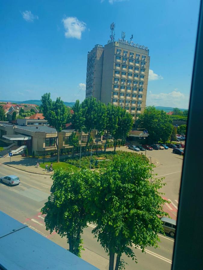 Apartament Carolina Parc Gyulafehérvár Kültér fotó